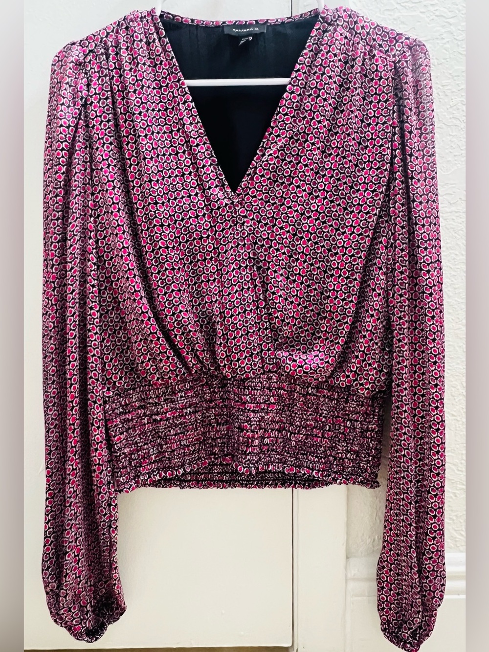 Women's Pink Patterned V-Neck Smocked-Waist Blouse